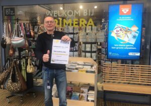 Primera Wieringerwerf met de cadeaubon van De Wieringermeerder